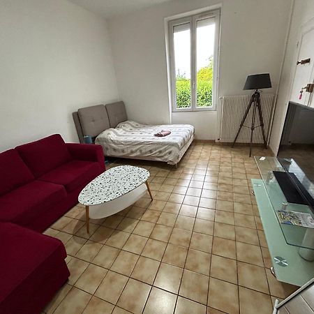 Chambre Montceau-les-Mines Extérieur photo